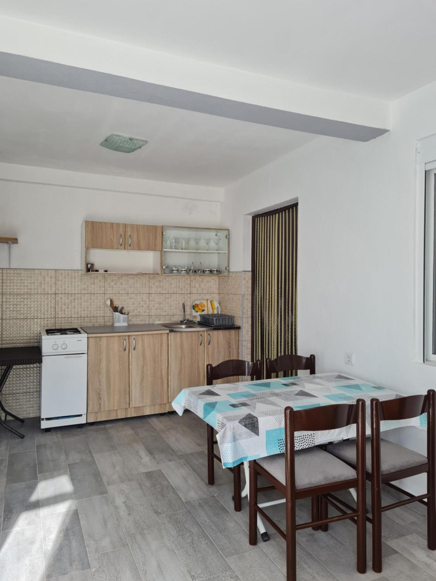Demir Apartmani Donji Stoj Bagian luar foto